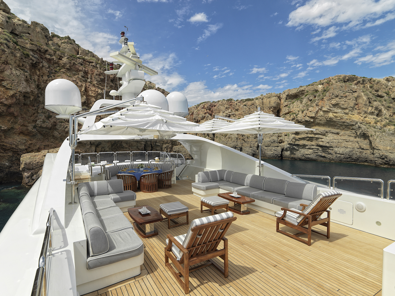 Alexandra Yacht Charter Exterior