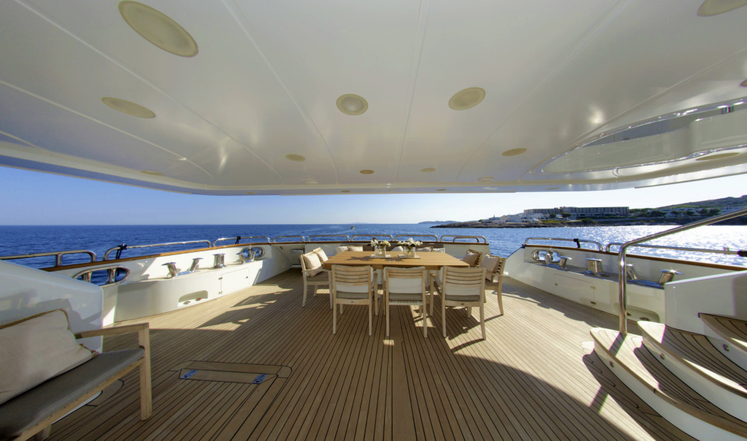 Grande Amore Yacht Charter Exterior