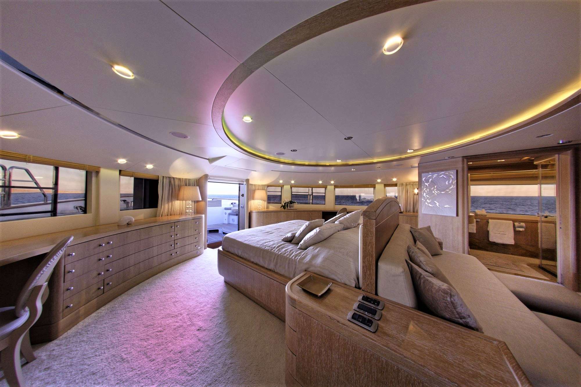 Grande Amore Yacht Charter Cabins