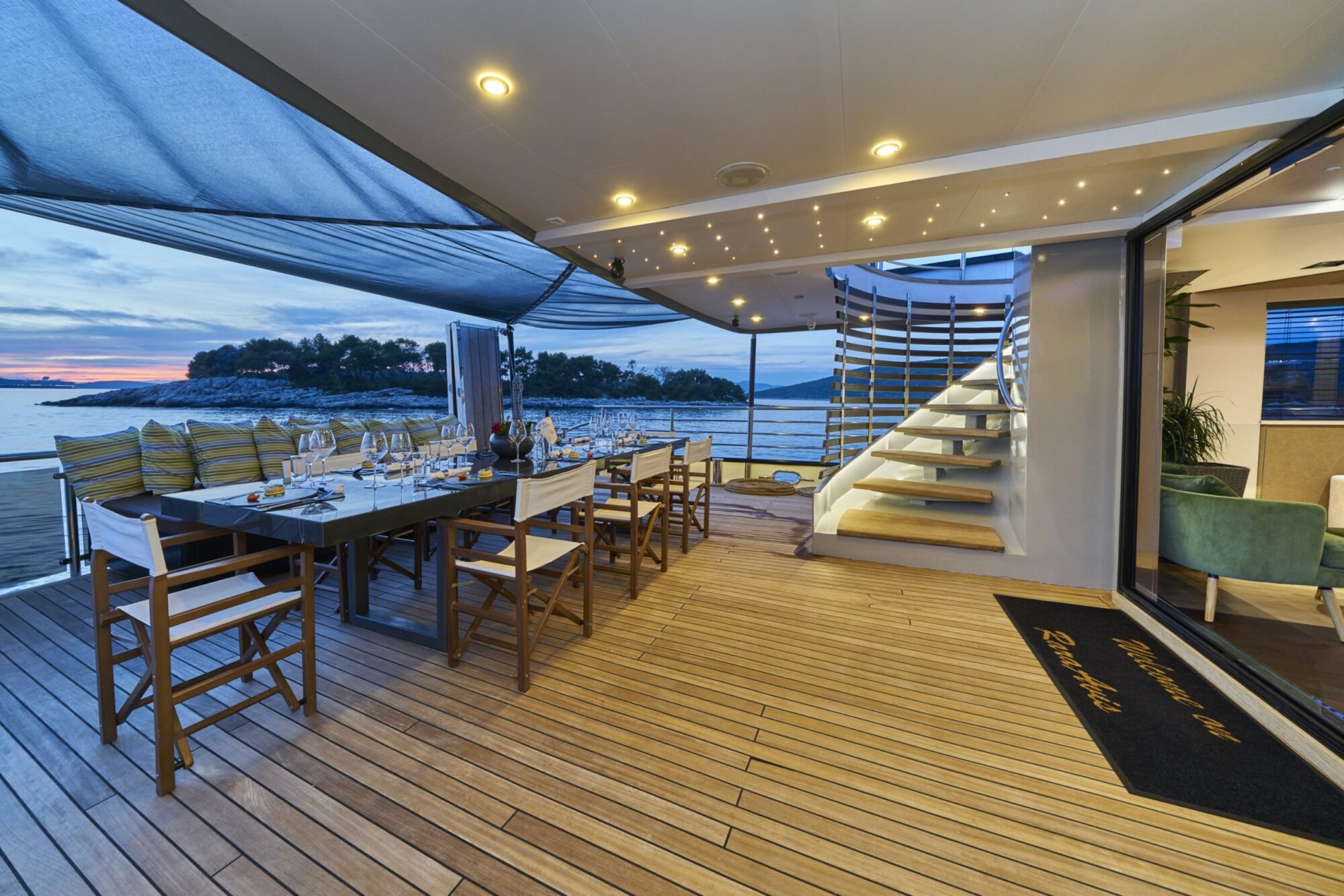 Rara Avis Yacht Charter Exterior