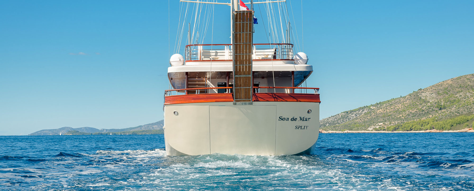 Son de Mar Yacht Charter
