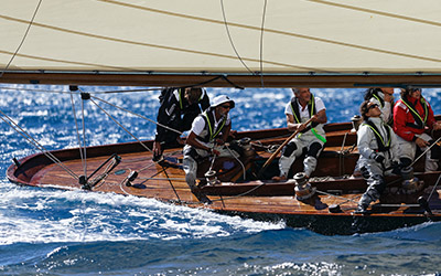 Noblesse Yachts