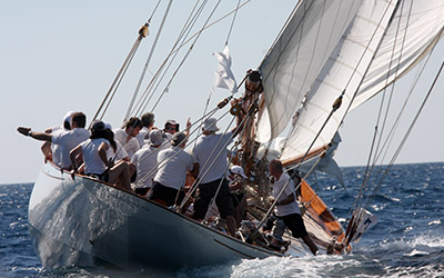 Noblesse Yachts