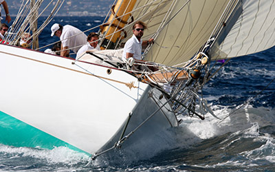 Noblesse Yachts