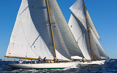 Noblesse Yachts
