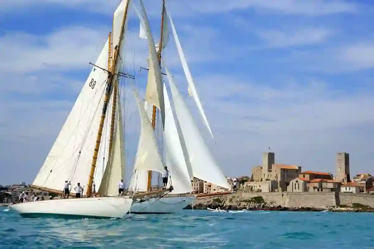 Voiles d'Antibes