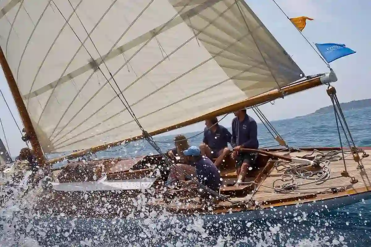 Sailing Action Voiles d'Antibes