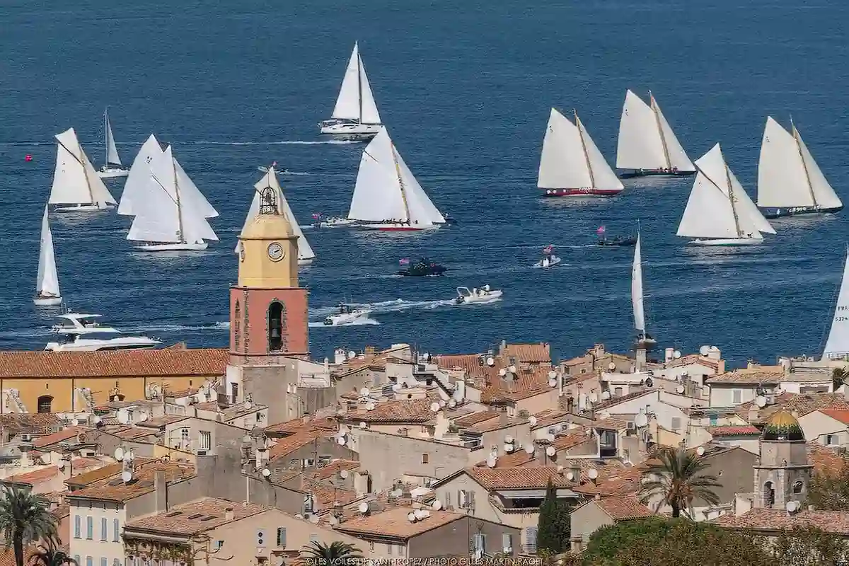 Noblesse Yachts