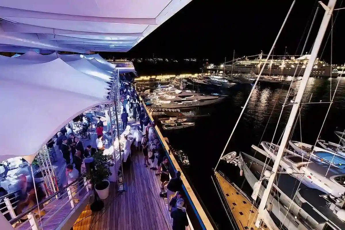 Noblesse Yachts