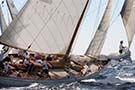 Noblesse Yachts