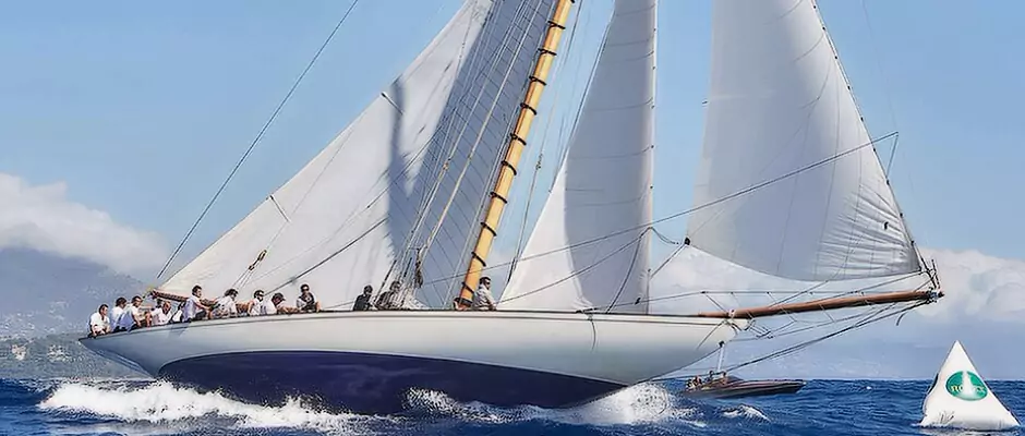15 mR Yacht Hispania
