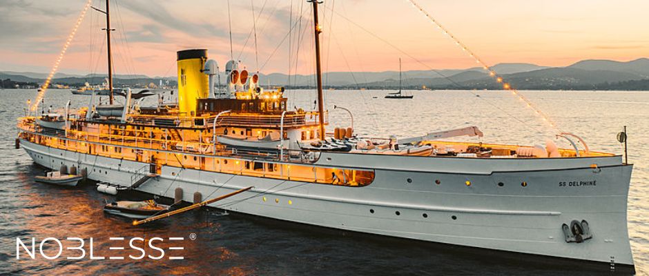 SS Delphine at Anchor in evening atmosphere