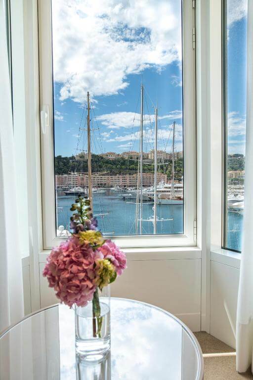 Noblesse Yachts