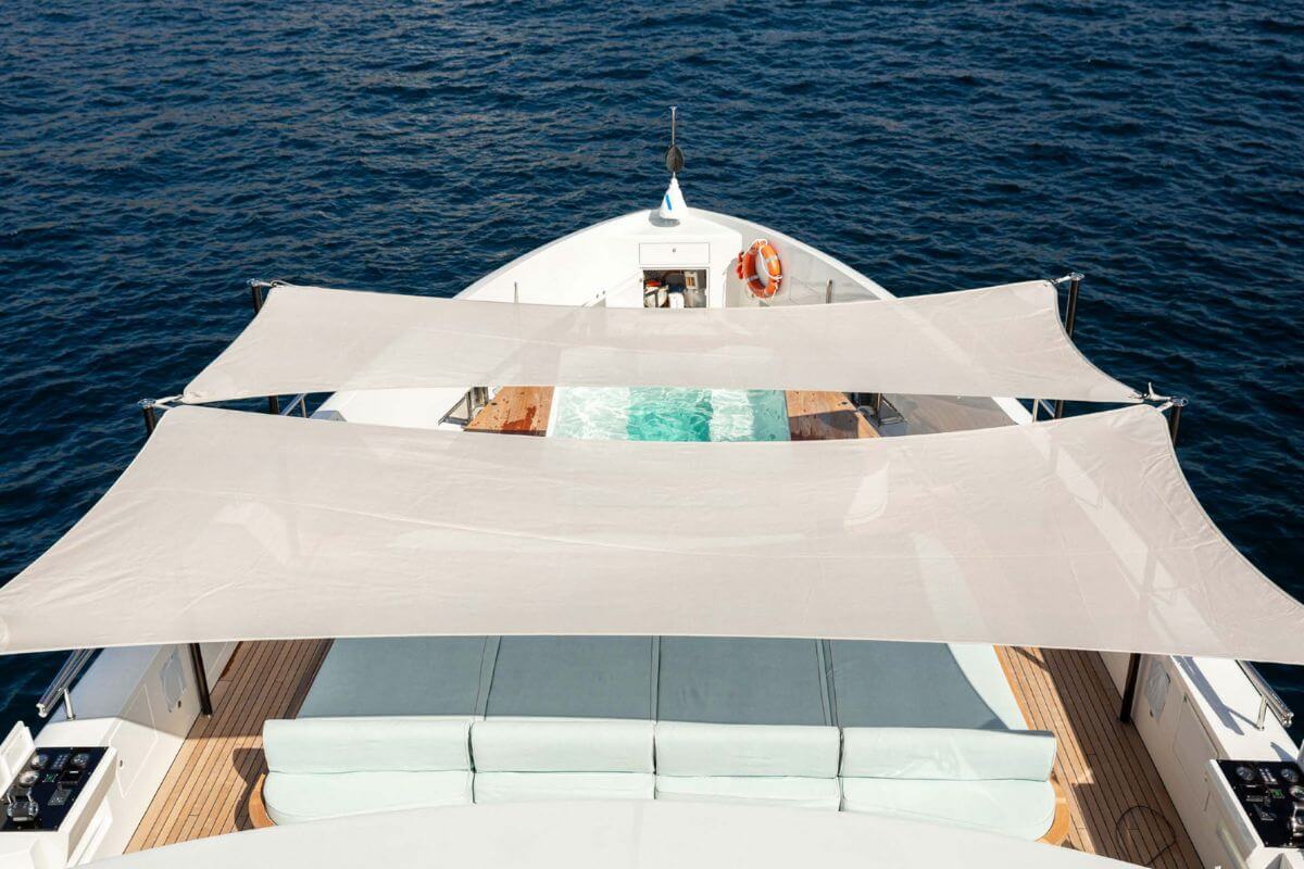 Yacht EH2