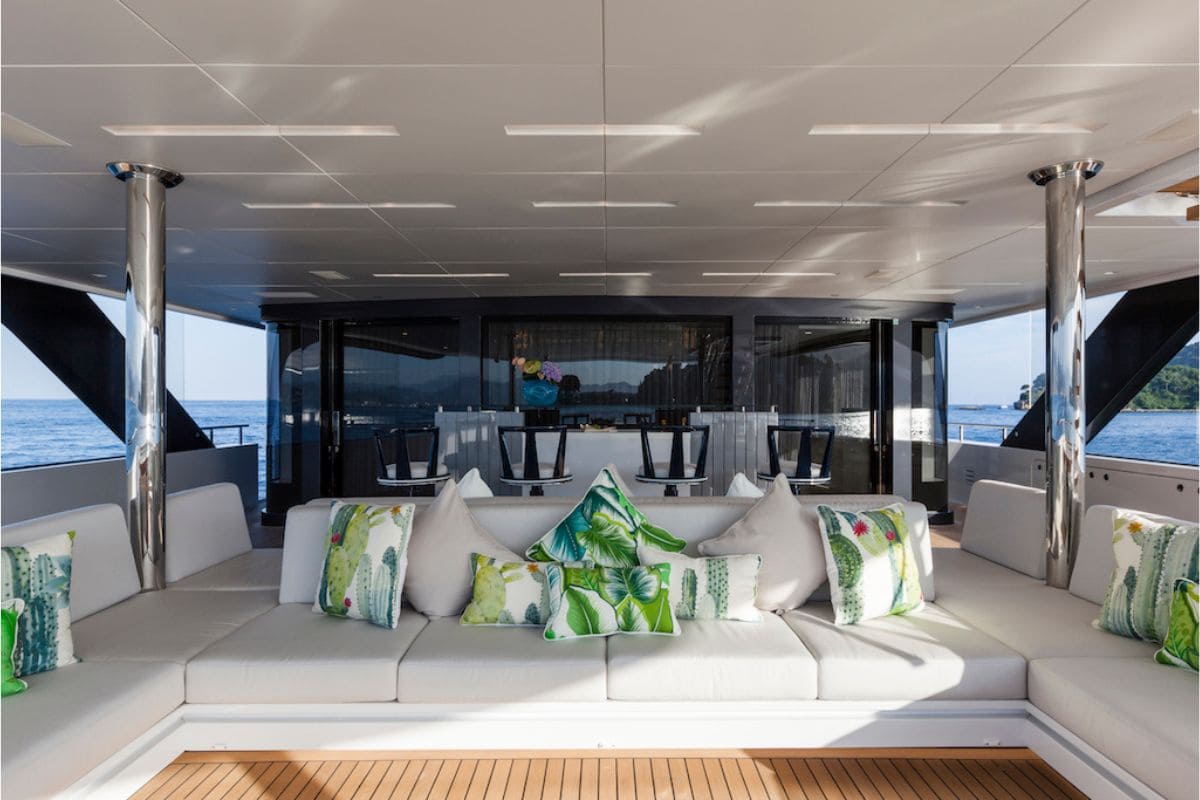 Yacht Quinta Essentia for Charter with Noblesse Yachts