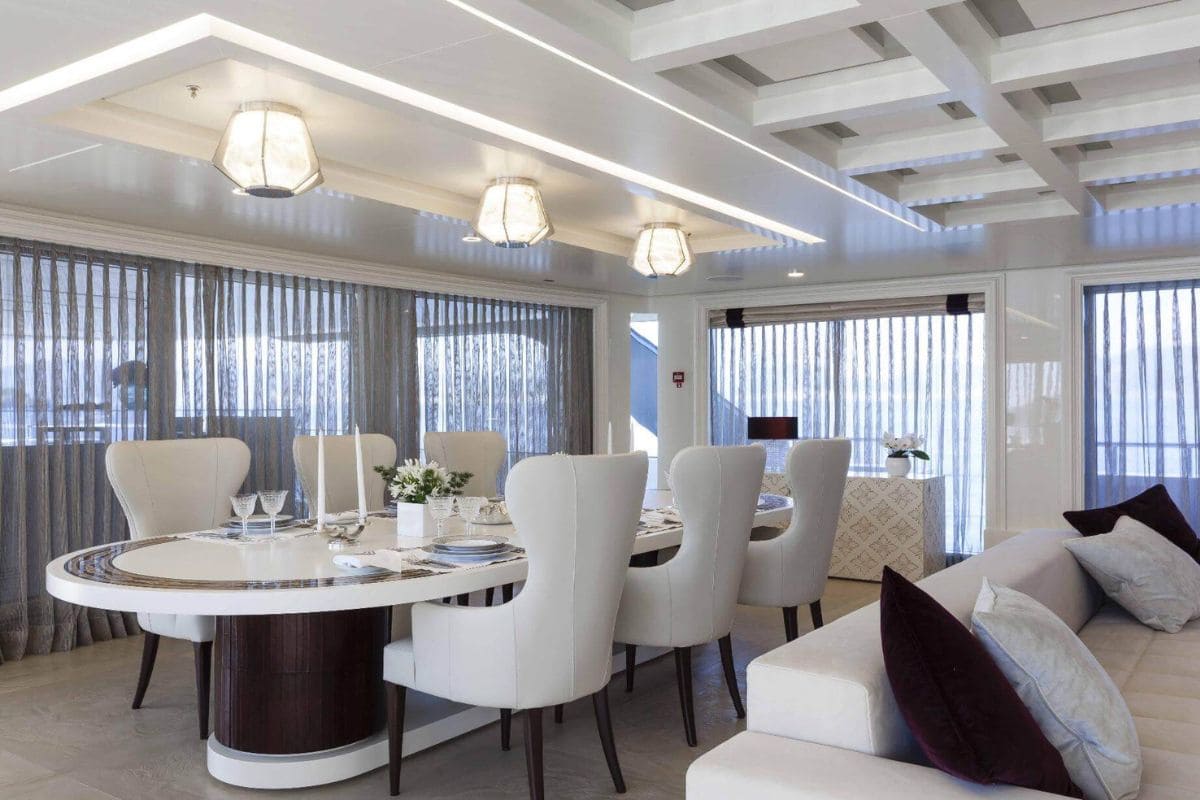Yacht Quinta Essentia for Charter with Noblesse Yachts